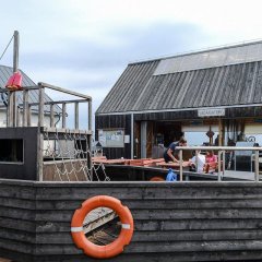 Kihnu sadamaturg - kohalik toit ja käsitöö