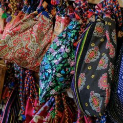 Kihnu käsitööpood "Njaputüe pued"