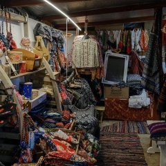 Kihnu käsitööpood "Njaputüe pued"